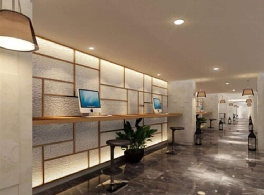 Louis Kienne Hotel Simpang Lima Семаранг Экстерьер фото