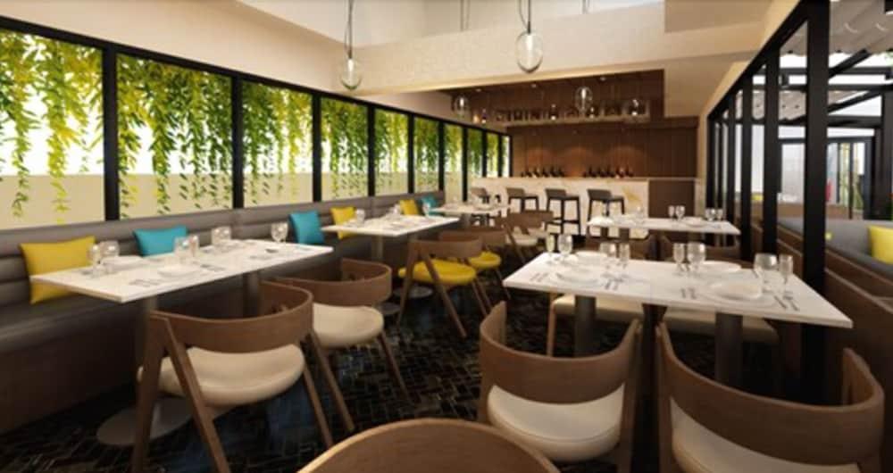 Louis Kienne Hotel Simpang Lima Семаранг Экстерьер фото