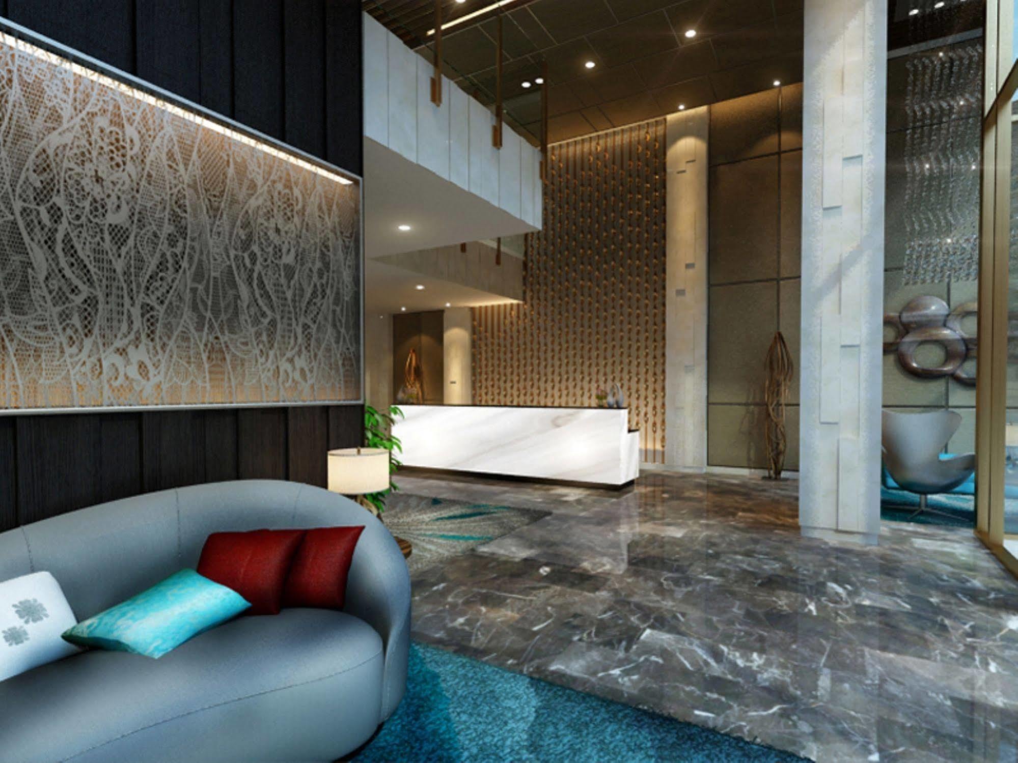 Louis Kienne Hotel Simpang Lima Семаранг Экстерьер фото