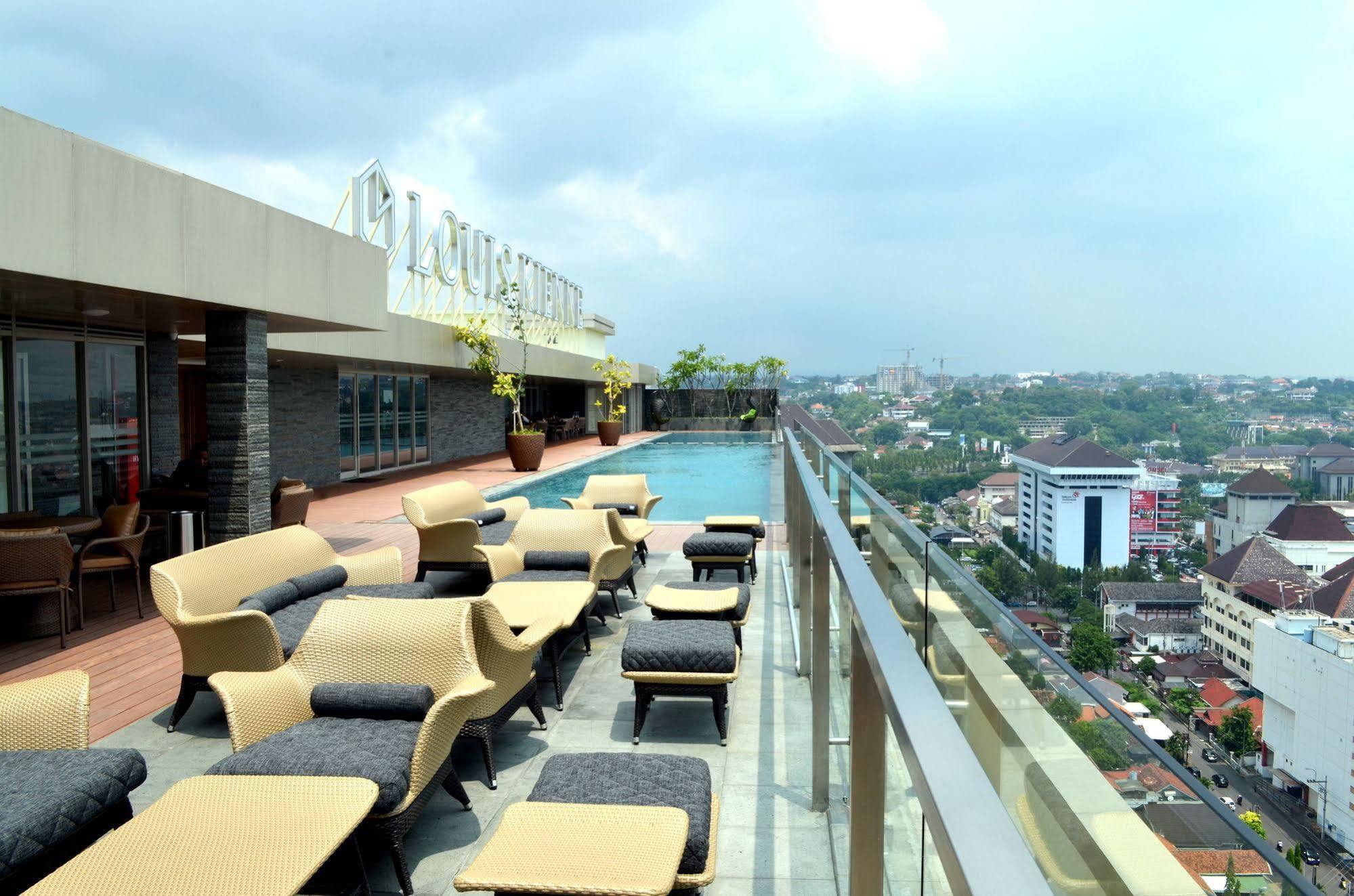 Louis Kienne Hotel Simpang Lima Семаранг Экстерьер фото